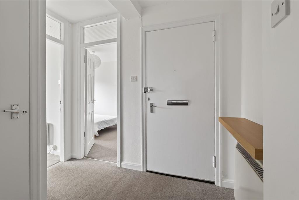 29 Queen's Park Court, Edinburgh, EH8 7DX - image 19