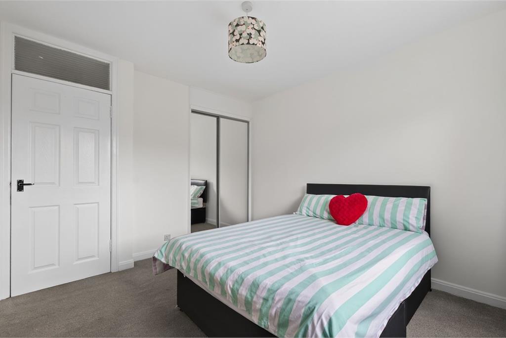29 Queen's Park Court, Edinburgh, EH8 7DX - image 21