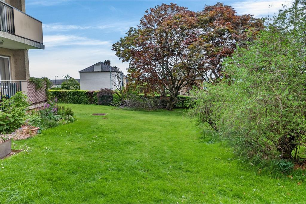 29 Queen's Park Court, Edinburgh, EH8 7DX - image 29