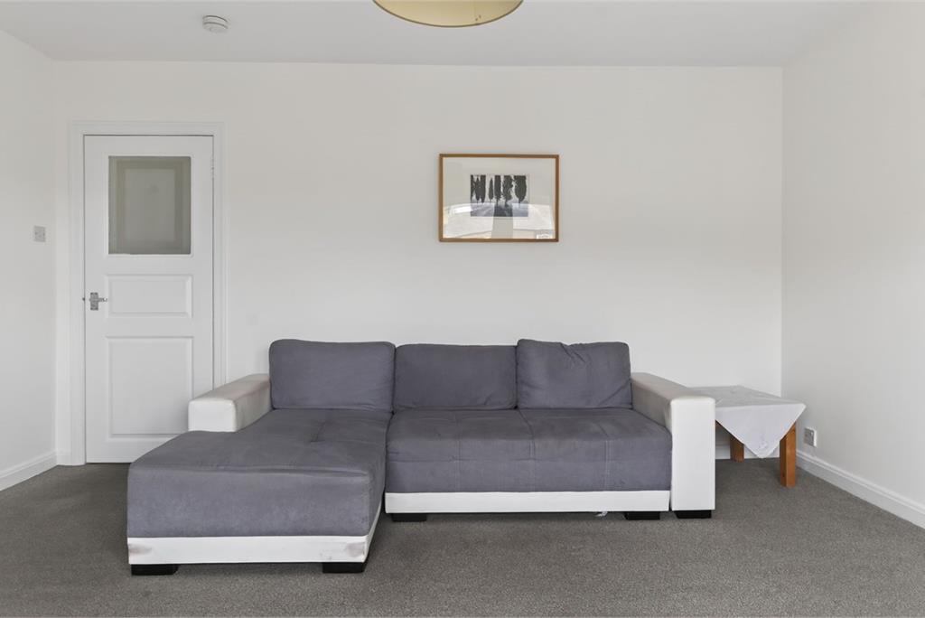 29 Queen's Park Court, Edinburgh, EH8 7DX - image 6
