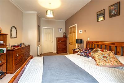 Mixed Use Unit, 33 The Square, Kelso, TD5 7HL - image 12