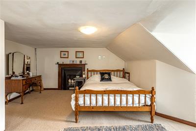 Mixed Use Unit, 33 The Square, Kelso, TD5 7HL - image 14