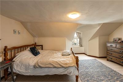 Mixed Use Unit, 33 The Square, Kelso, TD5 7HL - image 15