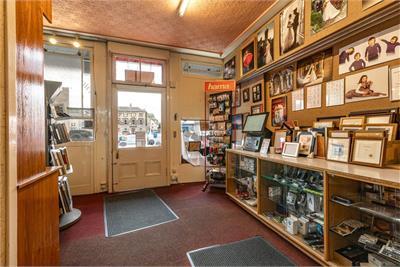 Mixed Use Unit, 33 The Square, Kelso, TD5 7HL - image 25