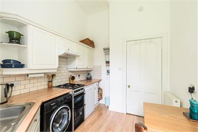 12/1 Perth Street, Edinburgh, EH3 5DP - image 5