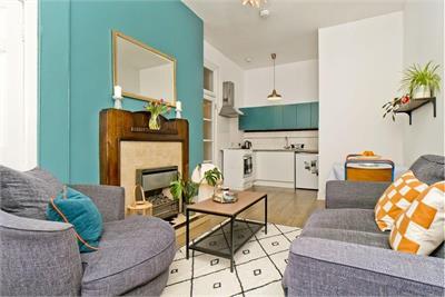 220/5 Bruntsfield Place, Bruntsfield, Edinburgh, EH10 4DE - image 2