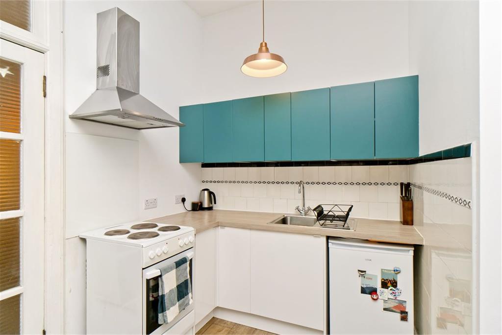 220/5 Bruntsfield Place,
Edinburgh,
EH10 4DE - image 6