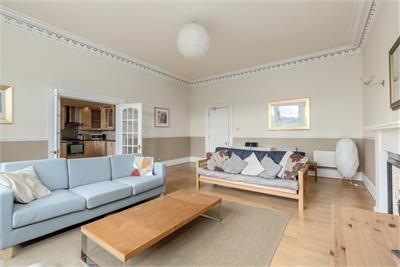 6/4 Eglinton Crescent, EDINBURGH, EH12 5DH - image 13