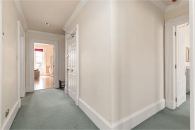 6/4 Eglinton Crescent, EDINBURGH, EH12 5DH - image 25