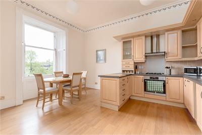 6/4 Eglinton Crescent, EDINBURGH, EH12 5DH - image 5