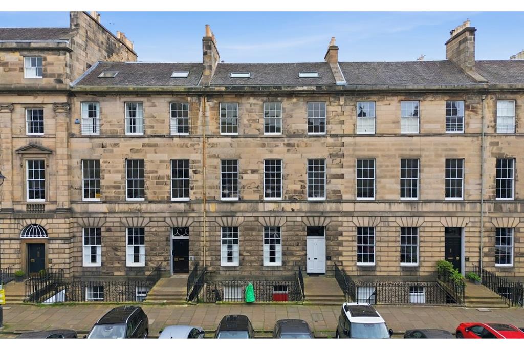 73, 2F1, Great King Street, New Town, Edinburgh, EH3 6RN - image 1