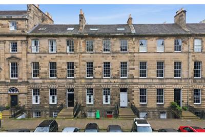 73, 2F1, Great King Street, New Town, Edinburgh, EH3 6RN - image 1