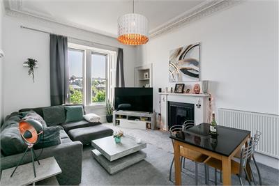 26/3 Merchiston Avenue, Edinburgh, EH10 4NZ - image 2