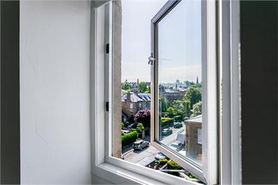 26/3 Merchiston Avenue, Edinburgh, EH10 4NZ - image 11