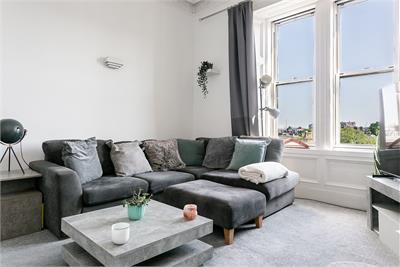 26/3 Merchiston Avenue, Edinburgh, EH10 4NZ - image 6
