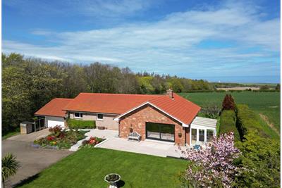 Ogle Lodge, Innerwick, Dunbar, East Lothian, EH42 1EQ - image 2