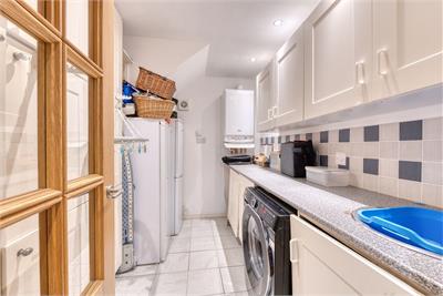 Fernlea, Ancaster Road, Callander, FK17 8EL - image 13