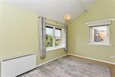 Flat 69 Glen Lednock Drive, Craigmarloch View, Cumbernauld, G68 0EJ - image 2