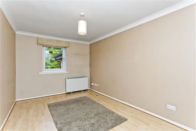 Flat 69 Glen Lednock Drive, Craigmarloch View, Cumbernauld, G68 0EJ - image 4