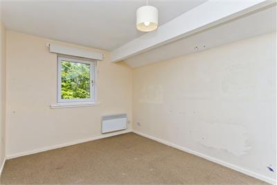 Flat 69 Glen Lednock Drive, Craigmarloch View, Cumbernauld, G68 0EJ - image 6