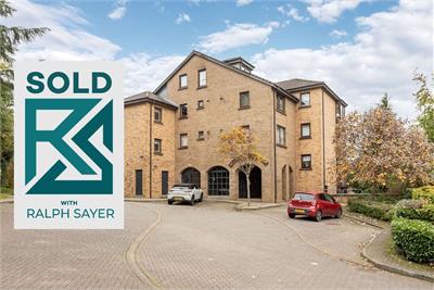 Flat 69 Glen Lednock Drive, Craigmarloch View, Cumbernauld, G68 0EJ - image 1