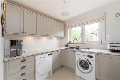 Oaklands,
Cliftonhill,
Kelso,
TD5 7QE - image 10