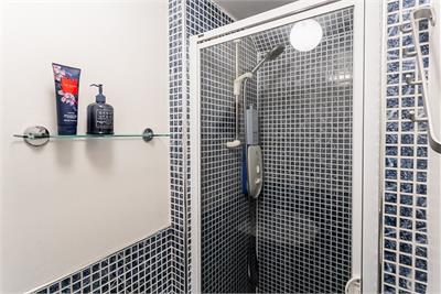 4 Thornville Terrace,
Edinburgh,
EH6 8DB - image 20