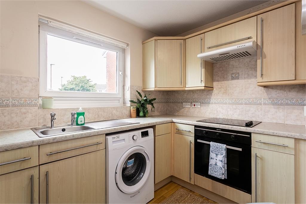 40/2 Gilmerton Dykes Road,
Edinburgh,
EH17 8PG - image 5