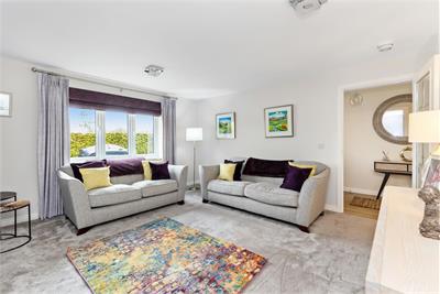 4 Corby Craig Crescent, Bilston, Roslin, EH25 9TF - image 3