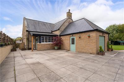 River Cottage,
Cliftonhill,
Kelso,
TD5 7QE - image 17