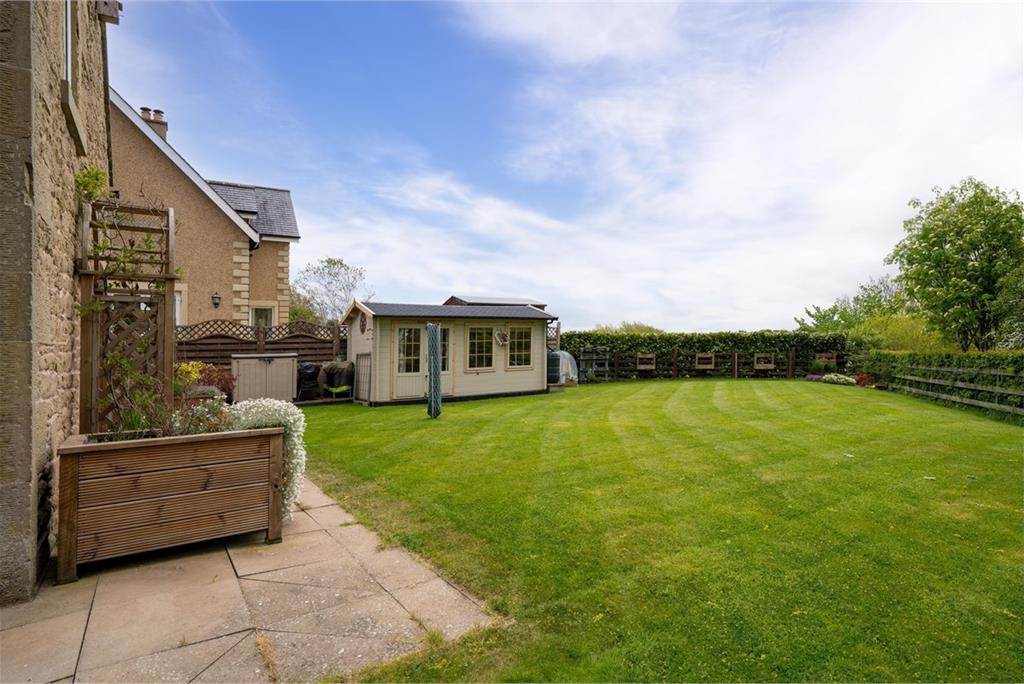 River Cottage,
Cliftonhill,
Kelso,
TD5 7QE - image 20
