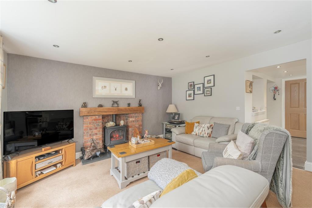 River Cottage,
Cliftonhill,
Kelso,
TD5 7QE - image 3