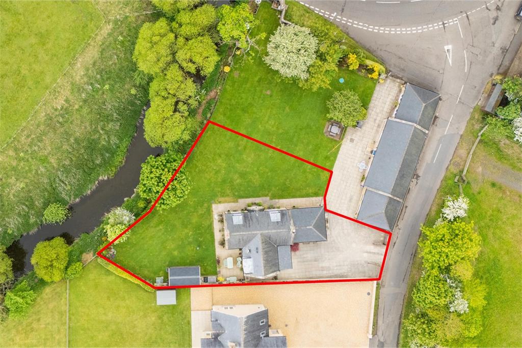 River Cottage,
Cliftonhill,
Kelso,
TD5 7QE - image 22