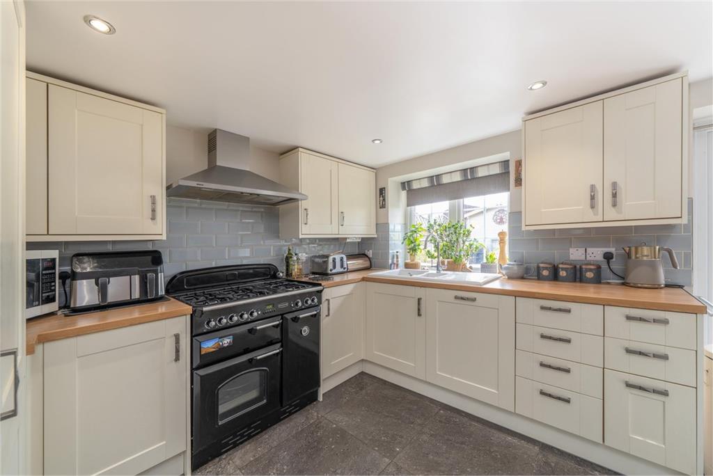 River Cottage,
Cliftonhill,
Kelso,
TD5 7QE - image 7