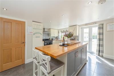 River Cottage,
Cliftonhill,
Kelso,
TD5 7QE - image 8