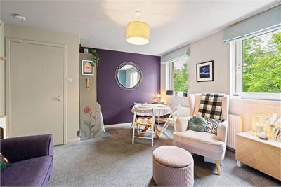 6/4 Ettrickdale Place, Stockbridge, EH3 5JN - image 2