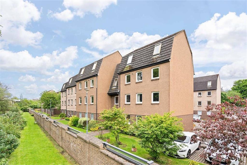 6/4 Ettrickdale Place, Stockbridge, EH3 5JN - image 14