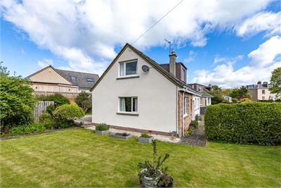 19 Aldie Crescent, Darnick, Melrose, TD6 9AY - image 2