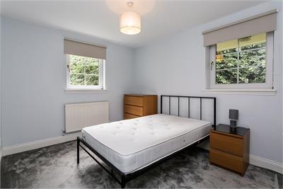 2/7 Powderhall Brae, Edinburgh, EH7 4GD - image 20