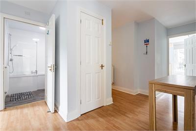 2/7 Powderhall Brae, Edinburgh, EH7 4GD - image 24