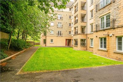 2/7 Powderhall Brae, Edinburgh, EH7 4GD - image 29