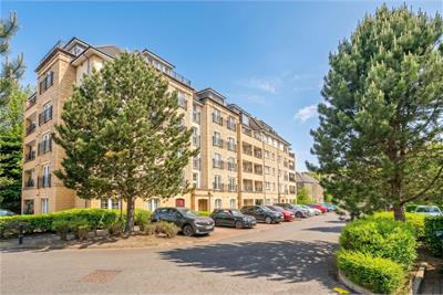 2/7 Powderhall Brae, Edinburgh, EH7 4GD - image 31
