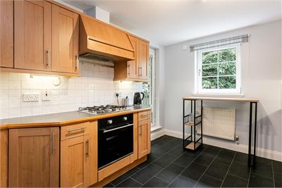 2/7 Powderhall Brae, Edinburgh, EH7 4GD - image 10