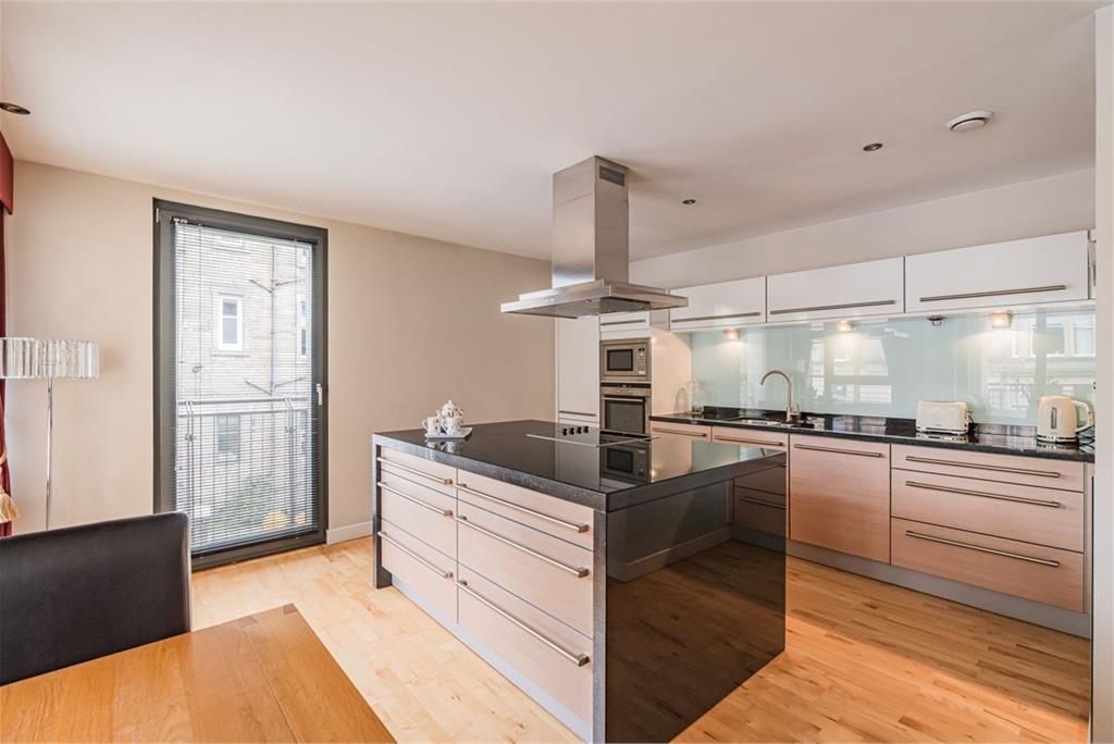 8/2 Eyre Place, Edinburgh, EH3 5EP - image 12