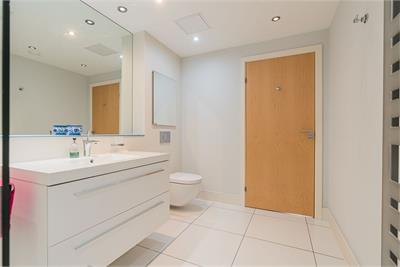 8/2 Eyre Place, Edinburgh, EH3 5EP - image 16