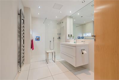 8/2 Eyre Place, Edinburgh, EH3 5EP - image 5