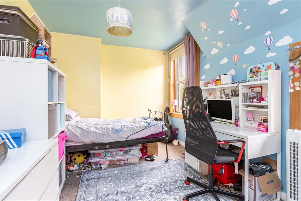 38 Pentland Crescent, Rosewell, EH24 9BJ - image 12