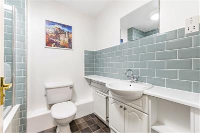 90/4 McDonald Road, Bellevue, Edinburgh, EH7 4NU - image 11
