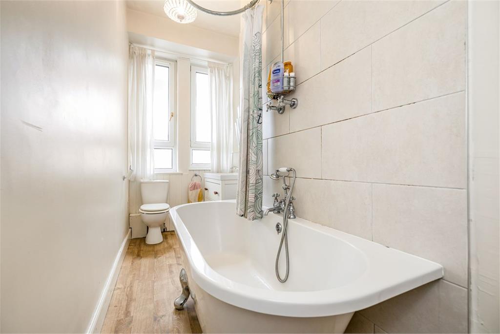 57/12 Dalmeny Street, Leith, Edinburgh, EH6 8PQ - image 10