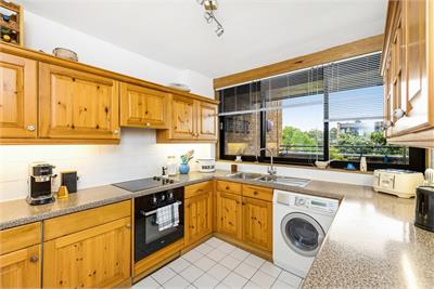 2/5 Fettes Rise, Inverleith, Edinburgh, EH4 1QH - image 6